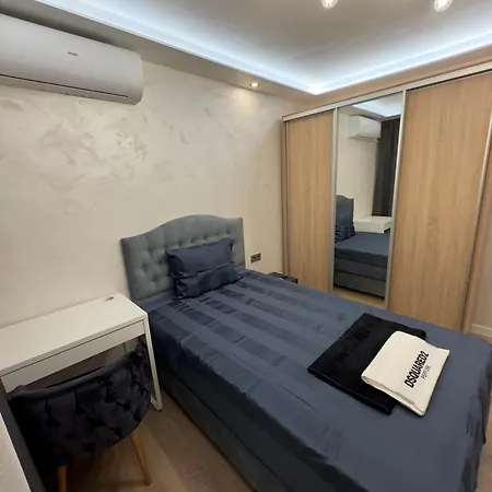 Seaview Lazur Apartment