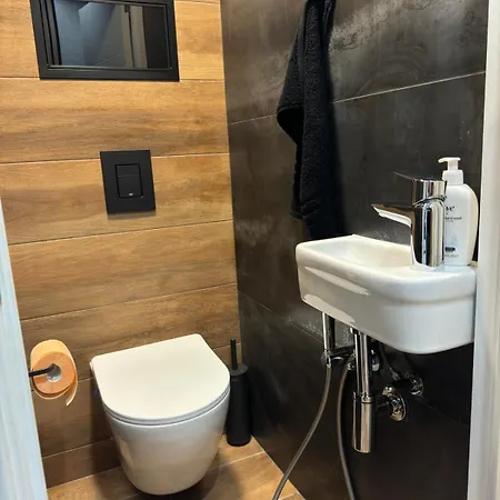 Seaview Lazur Apartment *