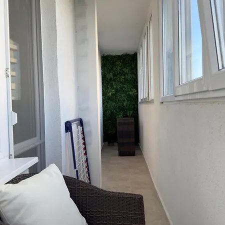 Seaview Lazur Lejlighed