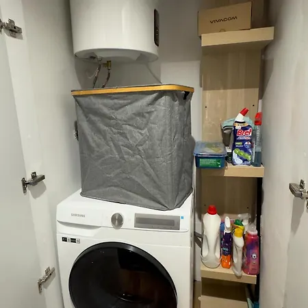 Seaview Lazur Apartment *