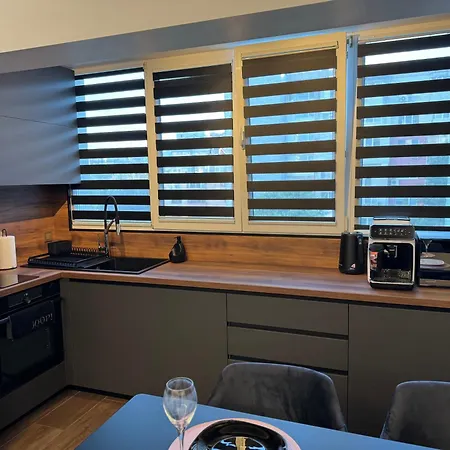 Apartment Seaview Lazur *