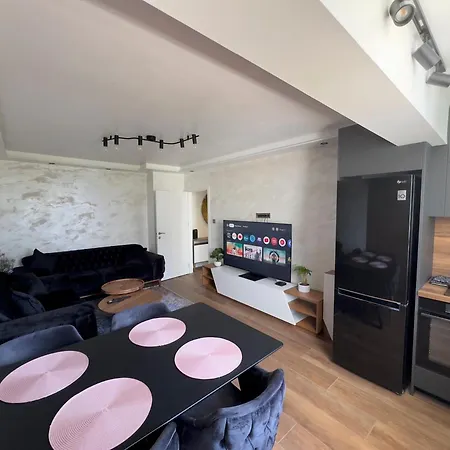 Seaview Lazur Apartament *
