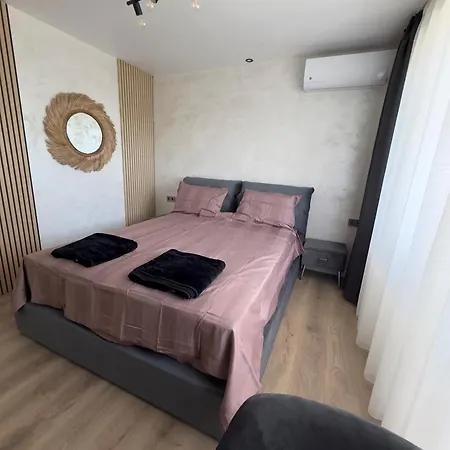 Apartment Seaview Lazur *